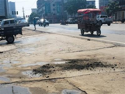 河南小贩当街杀死城管 &ldquo;两个家庭就这样完了&rdquo;
