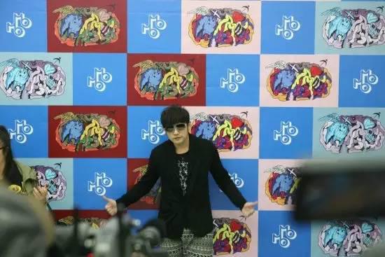 这些明星竟然画画这么NB？真是令人刮目相看了！