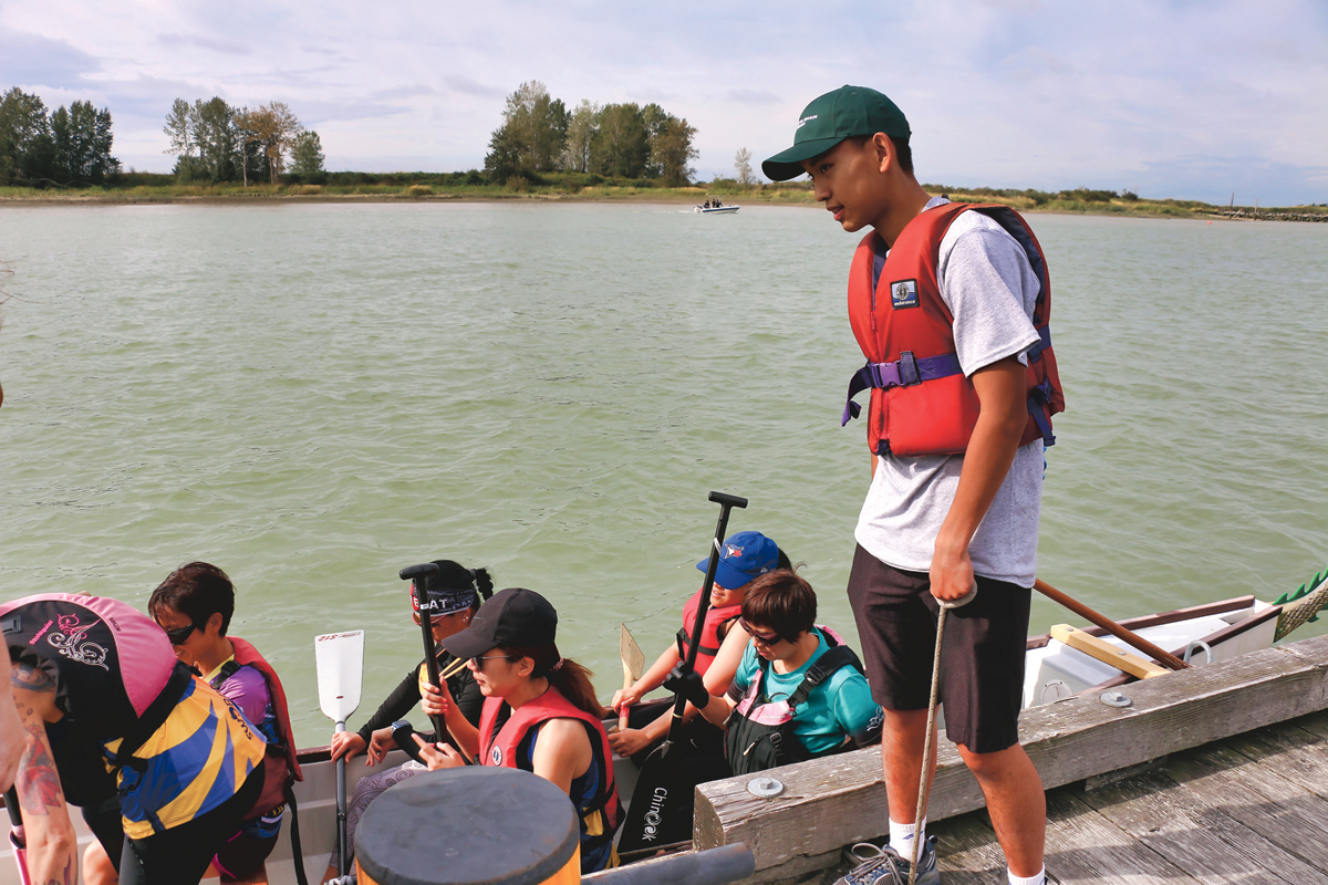 ■林昱宁（右）首次在活动中担任义工。