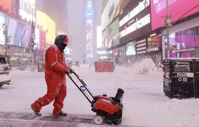 警告:“炸弹气旋”横扫美加!大温暴雨飞雪!这里-35℃极寒、十级狂风… 警告:“炸弹气旋”横扫美加!大温暴雨飞雪!这里-35℃极寒、十级狂风…