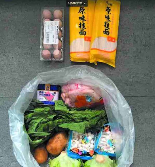 家中缺物缺粮 加拿大人在上海封城的日子 家中缺物缺粮 加拿大人在上海封城的日子