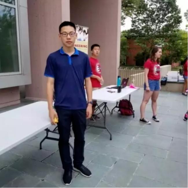 紧急求助!中国留学生失踪1个多月 父母以泪洗面 紧急求助!中国留学生失踪1个多月 父母以泪洗面