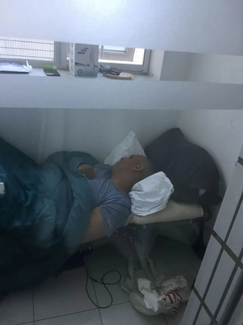 张咪癌症晚期逆境重生 背后离不开这个温哥华人 张咪癌症晚期逆境重生 背后离不开这个温哥华人