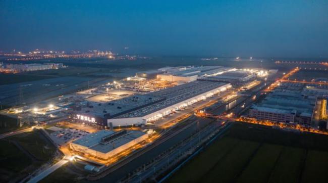 特斯拉出新招:派中国员工,支援美国工厂 特斯拉出新招:派中国员工,支援美国工厂