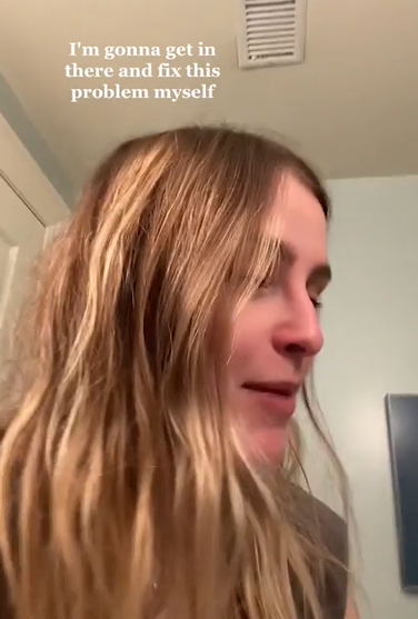 社死！大温妹子第一次去男友家 就把马桶给堵了