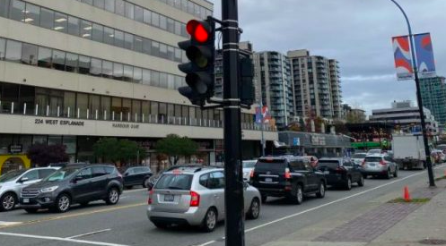 注意!严寒天气后变温暖 温哥华道路坑洞变多了 注意!严寒天气后变温暖 温哥华道路坑洞变多了