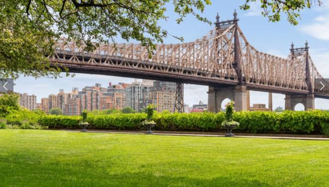 77岁靳羽西出手曼哈顿2亿豪宅!和小20岁白人新男友十指相扣秀恩爱 77岁靳羽西出手曼哈顿2亿豪宅!和小20岁白人新男友十指相扣秀恩爱