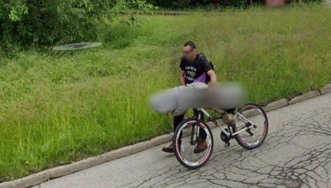Google街景拍到&ldquo;沿街运尸&rdquo;？网友看到全吓傻