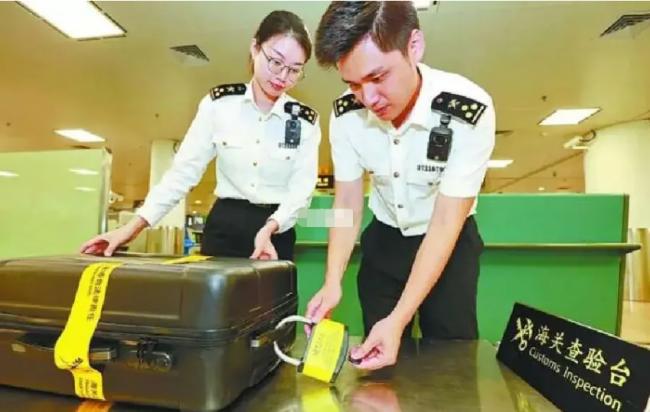 回国注意！中国海关上新黑科技，一航班&ldquo;抓&rdquo;了百人！行李上锁、&ldquo;补税&rdquo;上万