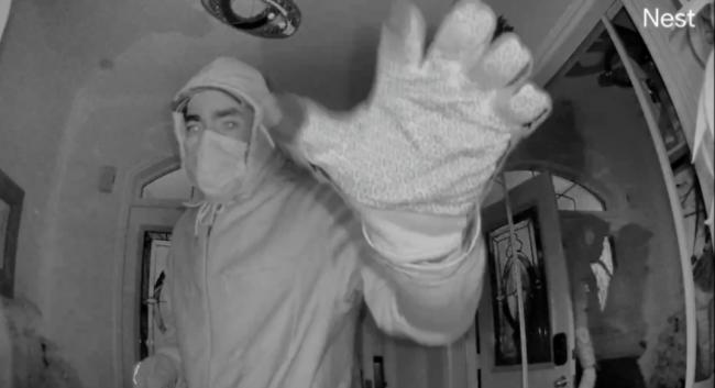 加拿大警察槽点多:入室抢劫911打不通 嫌犯抓不到 加拿大警察槽点多:入室抢劫911打不通 嫌犯抓不到