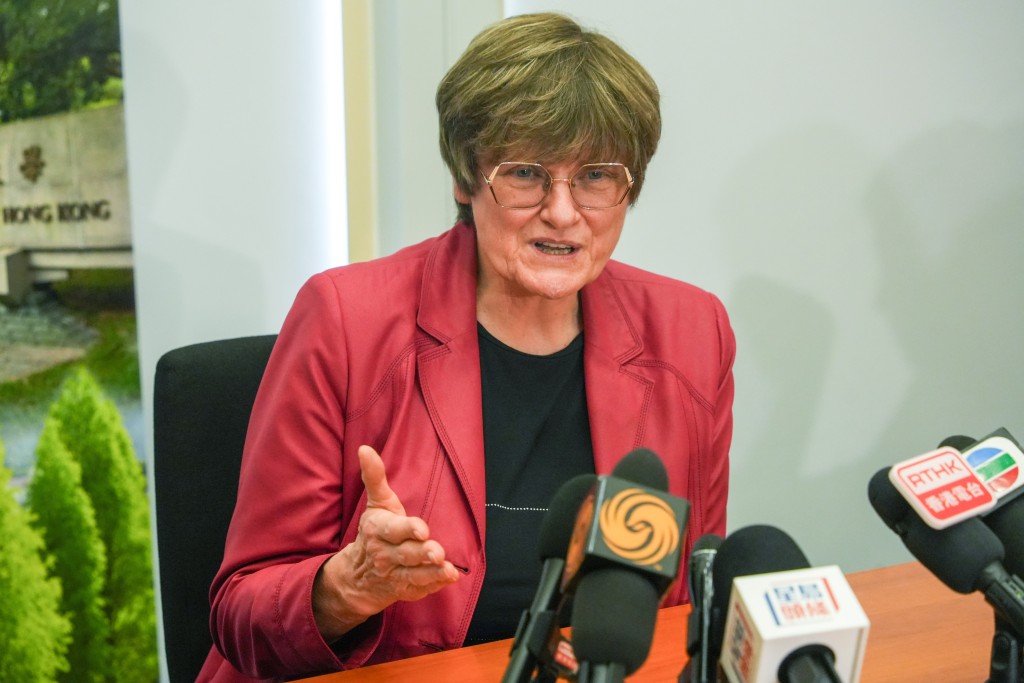 考里科把科研成就归功于团队合作,更寄语女性科学家要适当减压。(吴艳玲摄) 考里科把科研成就归功于团队合作,更寄语女性科学家要适当减压。(吴艳玲摄)