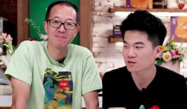 董宇辉事件持续炸网,俞敏洪躺枪新东方麻烦了