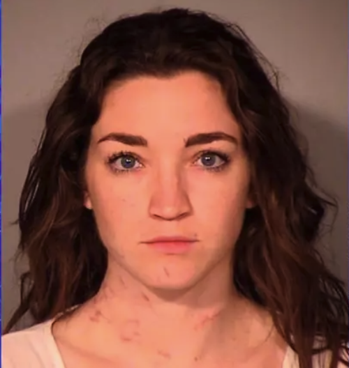 她108刀刺死男友 法官判无需入狱 原因是... 她108刀刺死男友 法官判无需入狱 原因是...