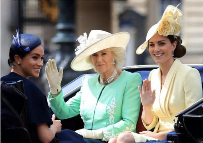 凯特王妃&ldquo;隐疾&rdquo;和女王是病友！活动强颜欢笑