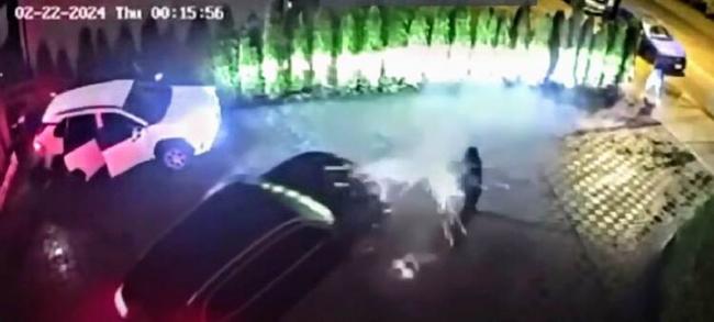 步枪扫射4人重伤 前探员:大温黑帮找学生当枪手 步枪扫射4人重伤 前探员:大温黑帮找学生当枪手
