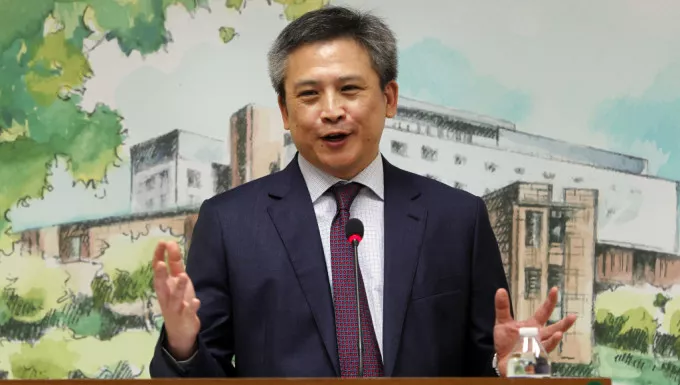 拜登提名他为新任驻越南大使,出生于中国香港