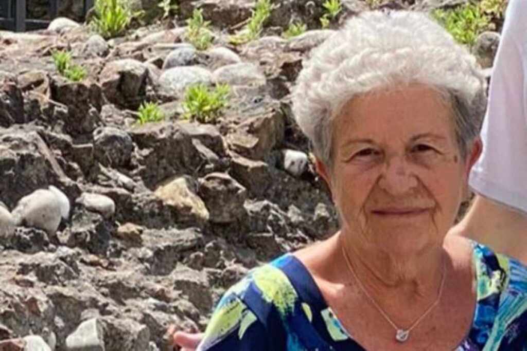 Giuseppina Bardelli与儿子上山采菇时失踪。
<div class=