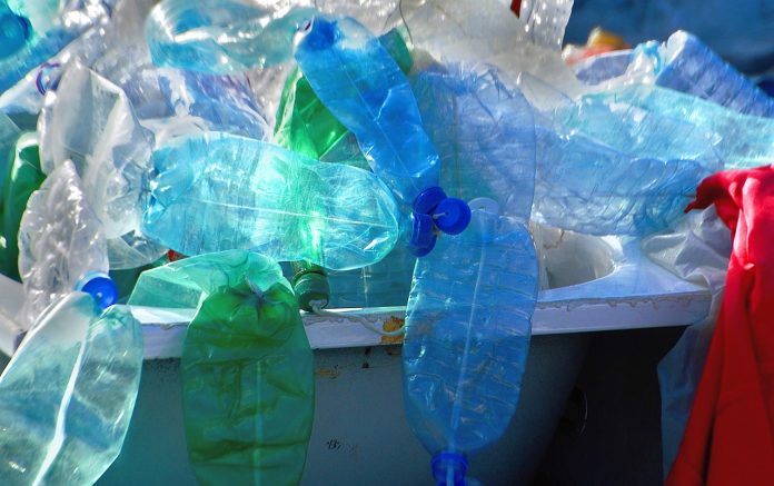 plastic-4597957_1280.jpg 图片