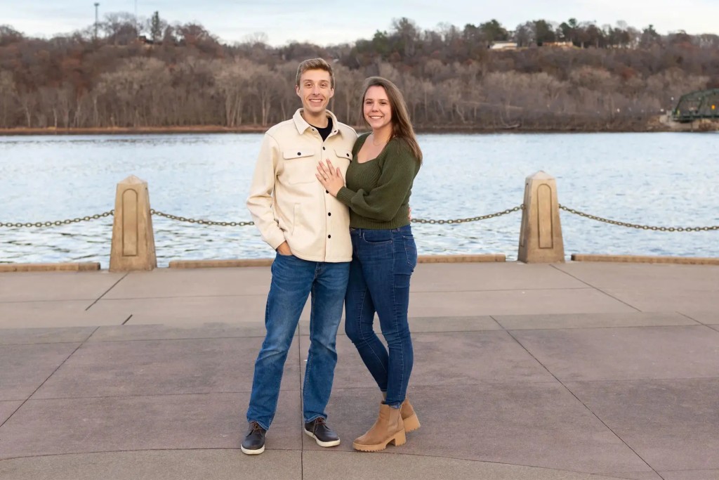 伯格曼(Madison Bergmann)原定7月底与男友结婚,如今婚事已告吹。 facebook 伯格曼(Madison Bergmann)原定7月底与男友结婚,如今婚事已告吹。 facebook