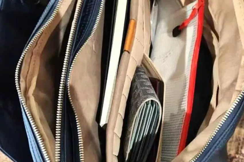 中国男子坐国际航班上竟偷盗同胞信用卡,被判7个月!