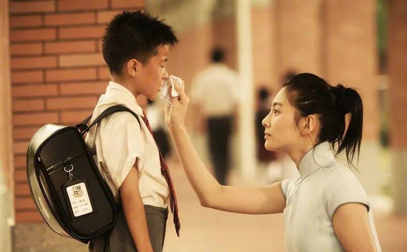 张雨绮是《长江7号》女主角,更凭电影打开知名度。 张雨绮是《长江7号》女主角,更凭电影打开知名度。