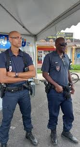 法属地瓜德罗普岛警察。网图 法属地瓜德罗普岛警察。网图