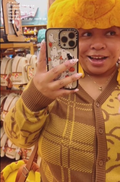 布朗对迪士尼主题公园情有独锺。网图