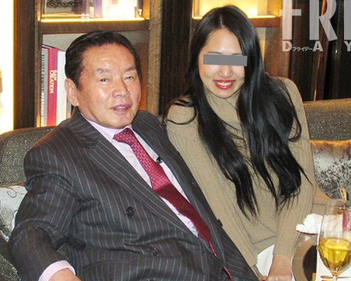 野崎幸助(左)自称「4000人斩」。 网上图片 野崎幸助(左)自称「4000人斩」。 网上图片