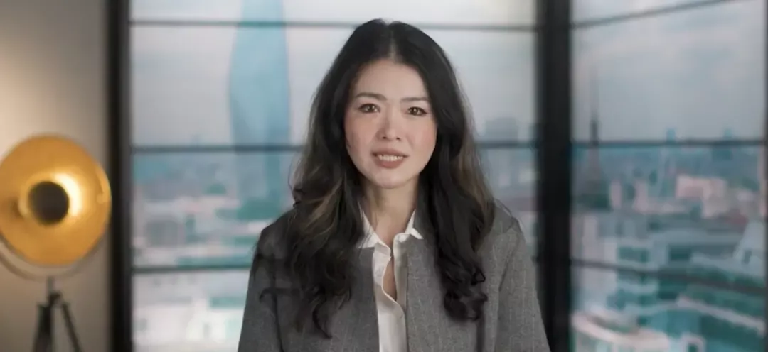 &middot;李薇发表视频演讲。