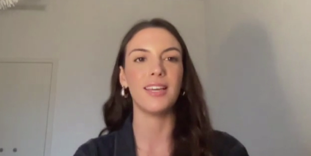 加国女子全部家当被航空公司弄丢 包括亲人遗物