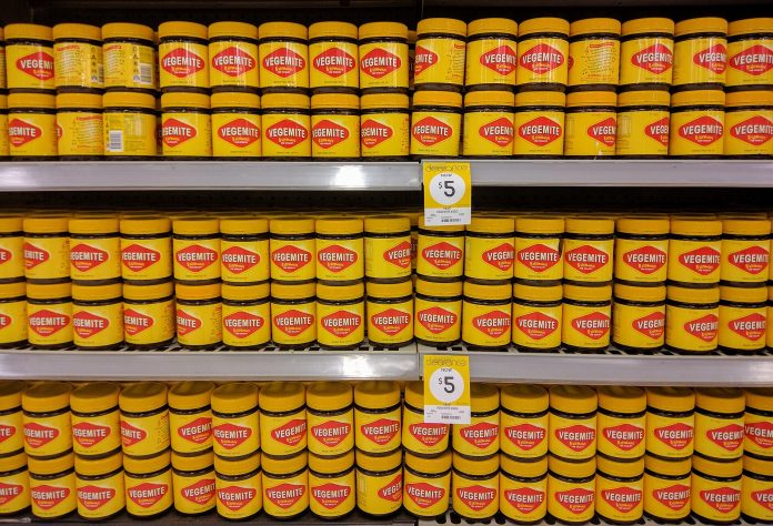Vegemite_on_store_shelf.jpg 图片