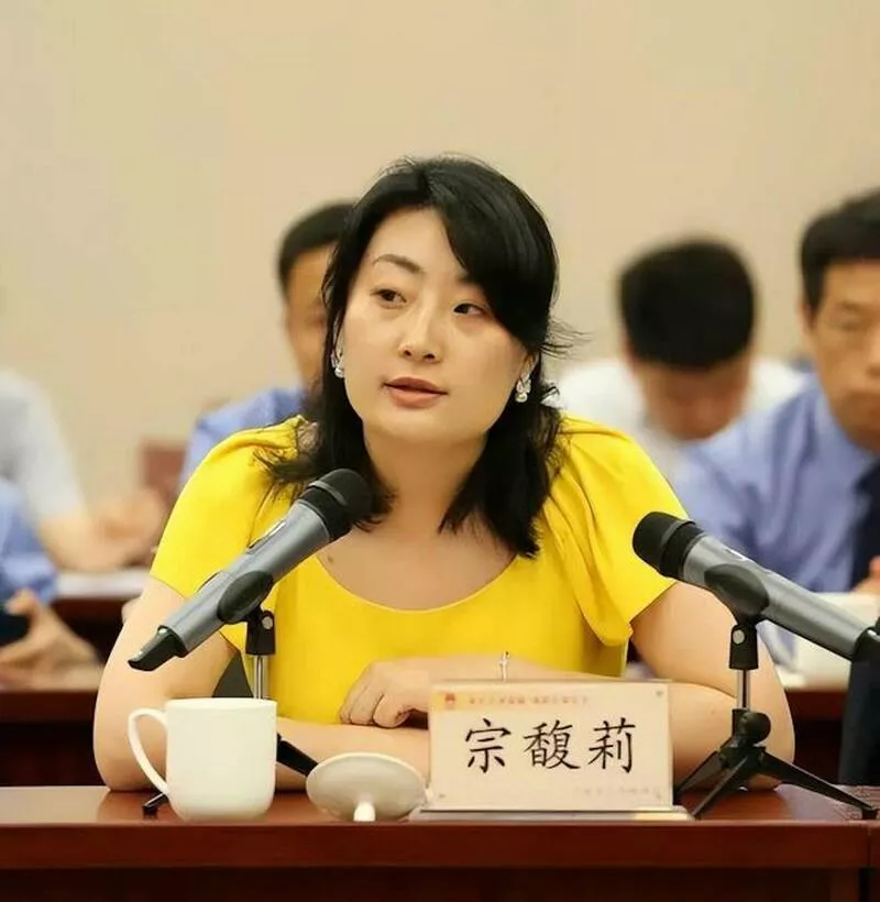 娃哈哈内斗升级！传宗馥莉等高管被带走调查