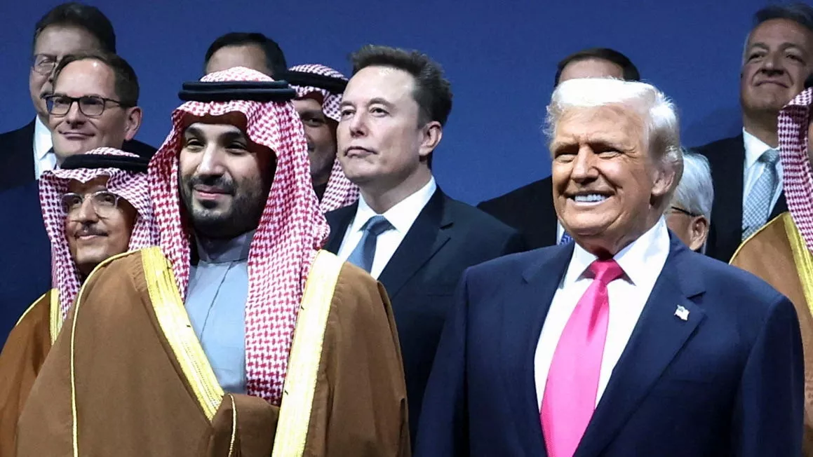 马斯克与川普海湖庄园共进晚餐 2人关系走向引关注