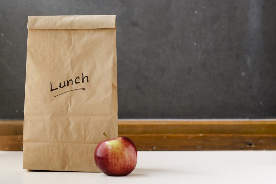 布伦特·曼斯菲尔德将在温哥华市中心的英语海湾的因纽克舒克与西瓦石之间进行七圈,每圈七公里,以促使省政府获得联邦资金,为饥饿的孩子提供食物。(iStock 图片) 1MoreCreative