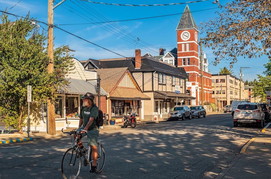 探索这座历史悠久的卑诗省城市迷人的维多利亚时代建筑