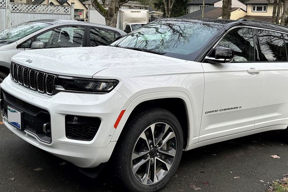 两名男子在温哥华附近徒步旅行后遭持枪抢劫,吉普车被盗