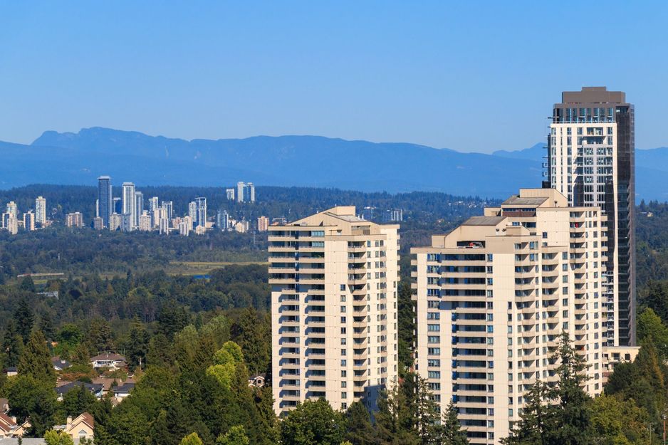 大温哥华公寓销售创20年新低