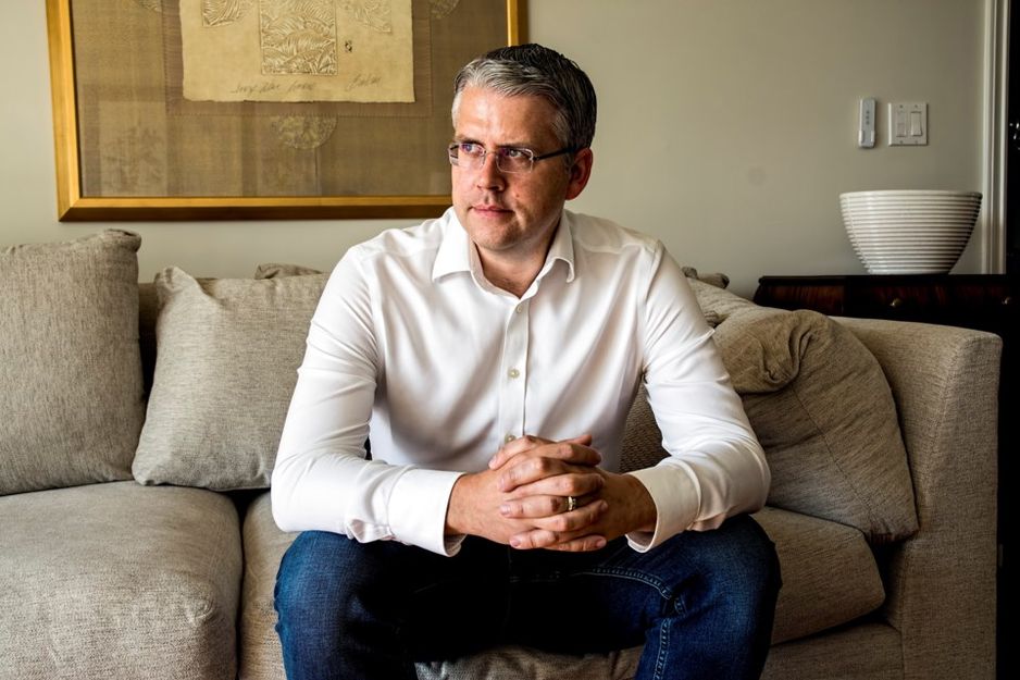 温哥华本土公司的首席执行官托马斯·比蒂表示,由于卑诗省和安大略省法规的差异,BC省的公寓业主在面对突发建筑维修时可能没有安省的业主准备得那么充分。Chung Chow, BIV