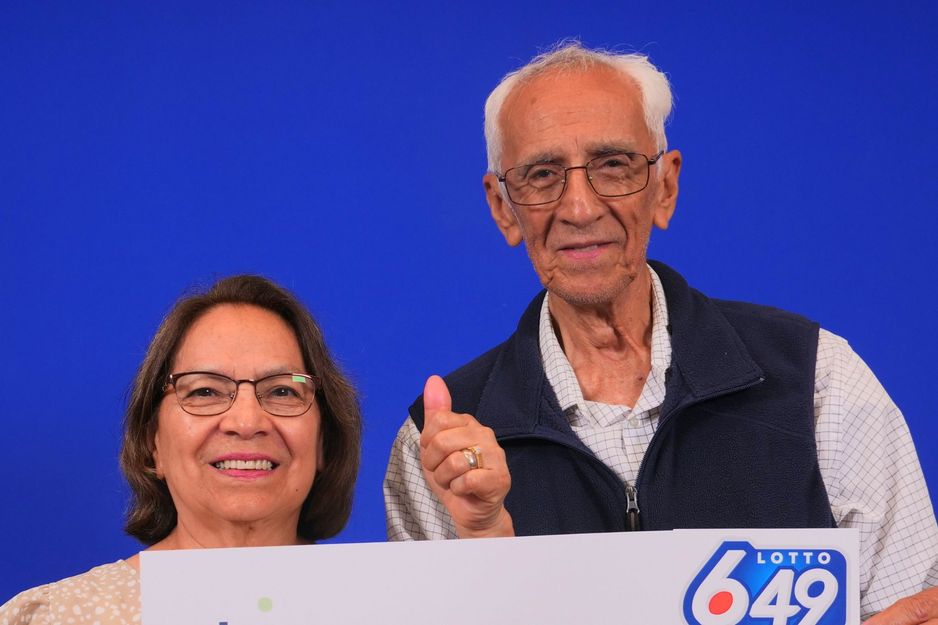 女儿无意中送给加拿大父母一张中奖的彩票