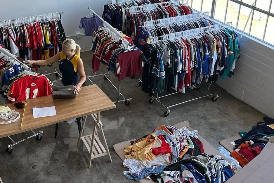 温哥华复古仓库清仓大甩卖,品牌折扣低至2美元