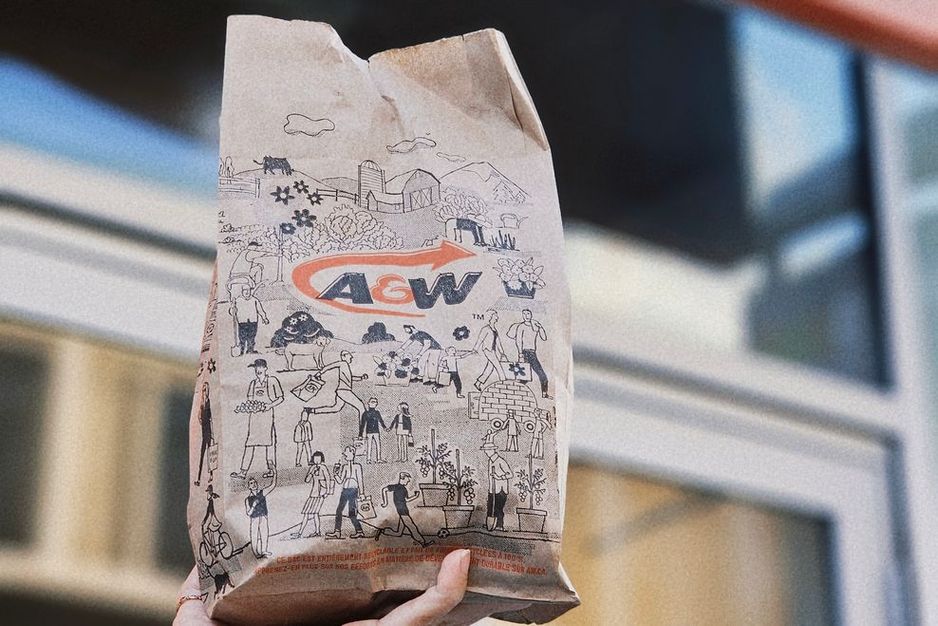 A&W 本月在加拿大推出首款 Smash 汉堡