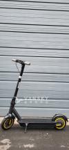 全新电动滑板车 $620