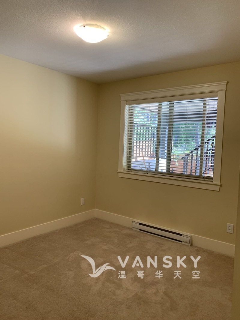 高贵林一楼两房一厅出租