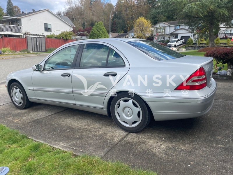 2001年奔驰C240