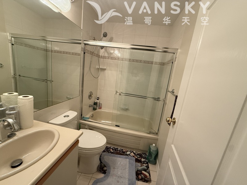 温西女皇公园新装修整层2房2卫半地下室出租