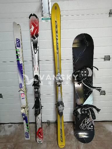 高品质欧产滑雪双板三套
