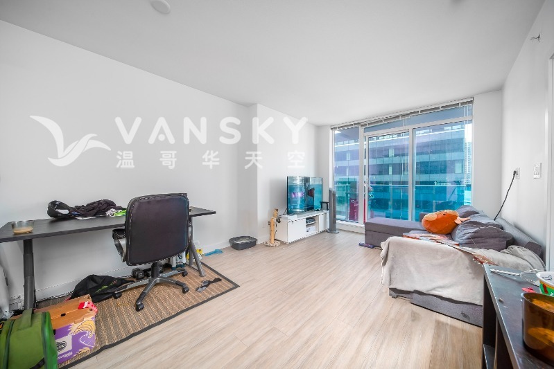 241127125326_Livingroom.jpg