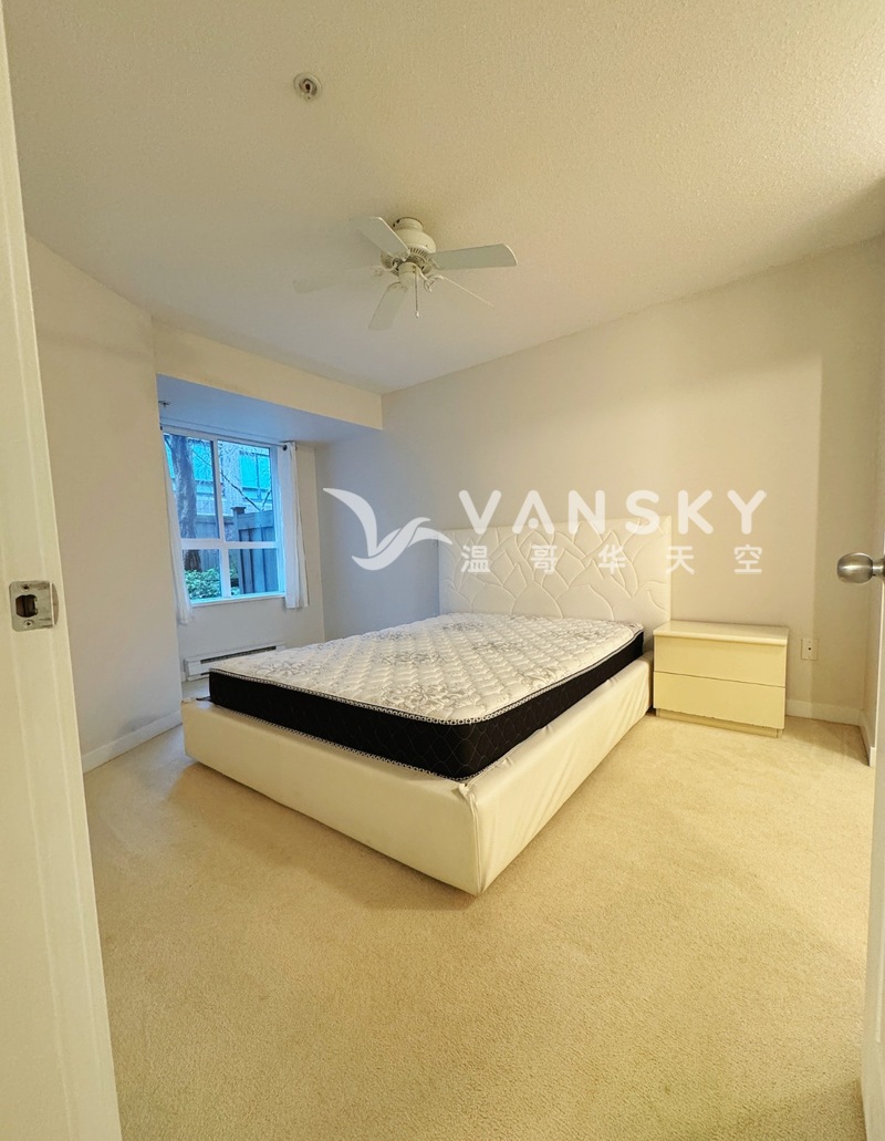 列治文公寓两房两卫拎包入住 沃尔玛商圈