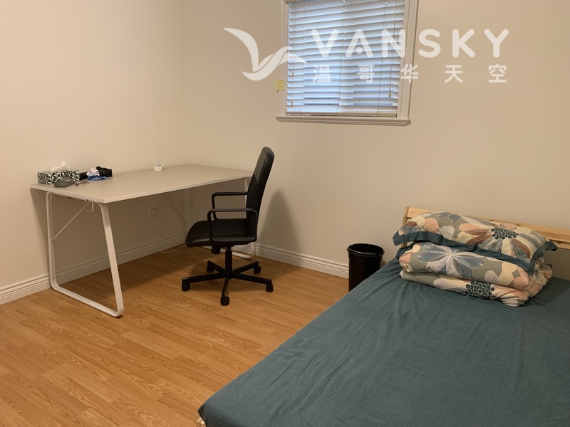 独立平地一房一厅出租