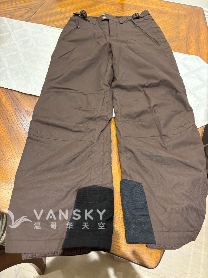 250119185653_snowpants1.jpg